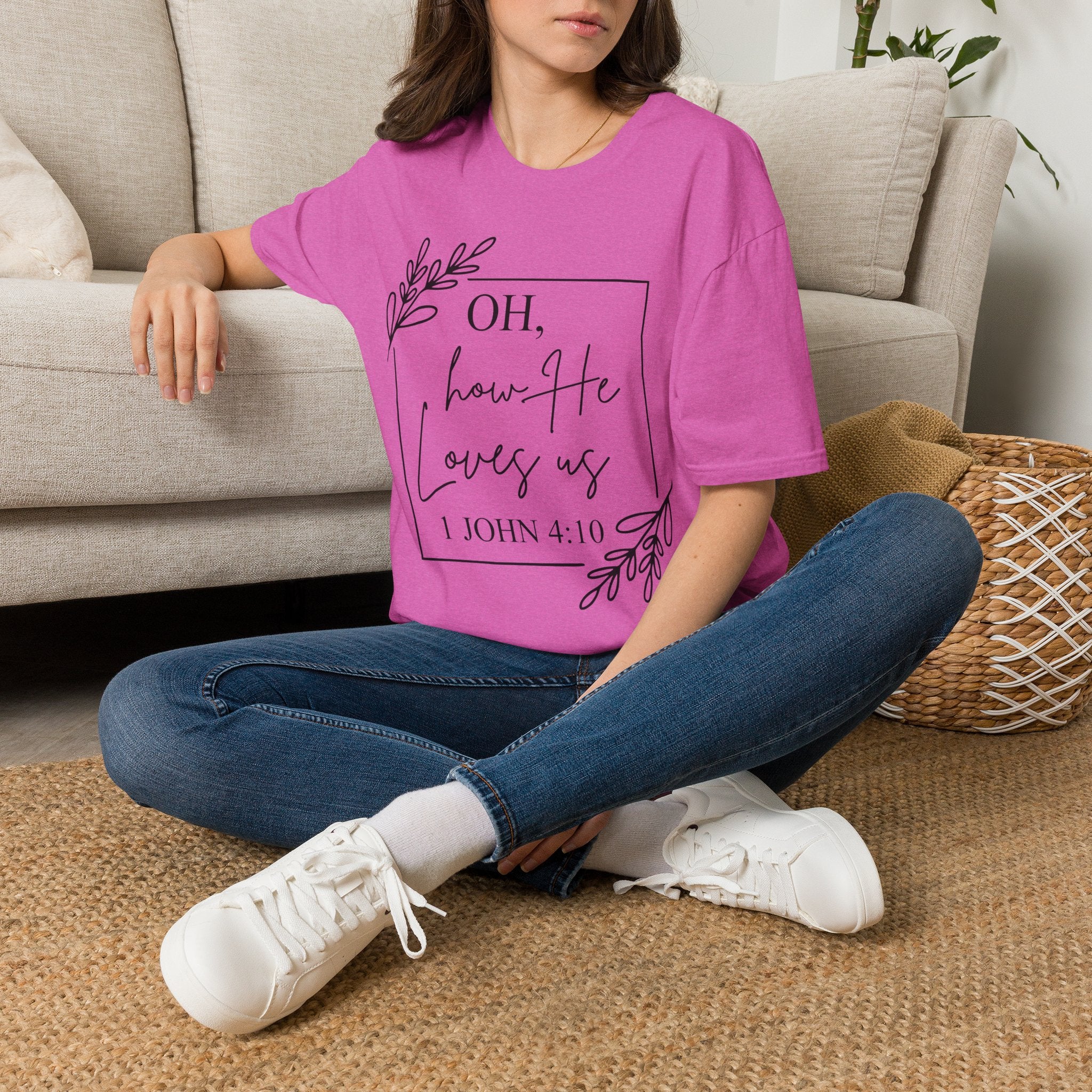 Oh How He Loves Us 1 John 4:10 T-Shirt | Christian Scripture Tee